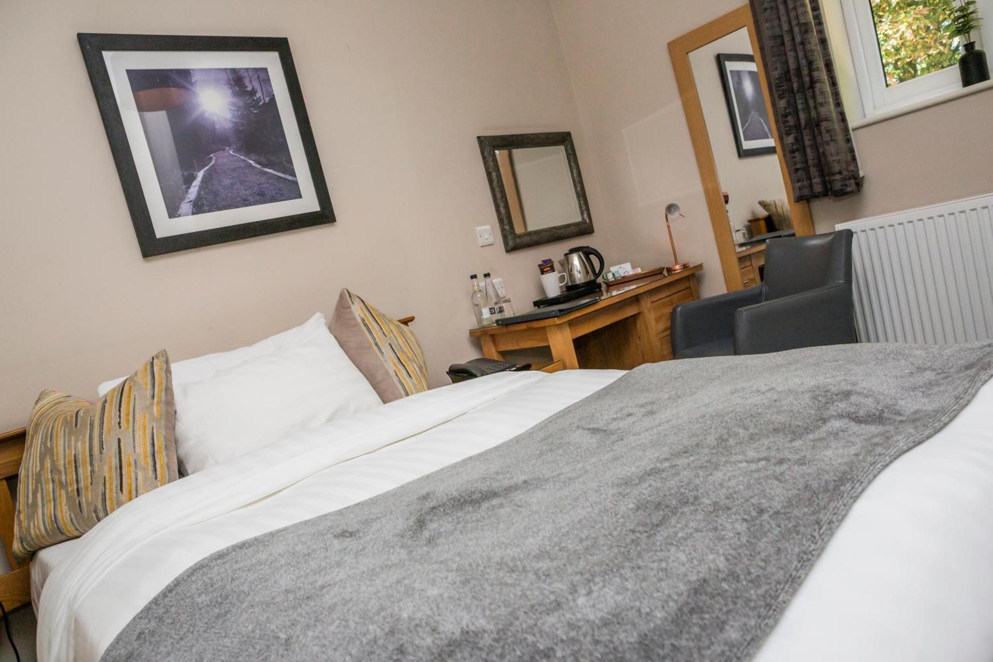 The Black Swan Inn Horsham St Faith Extérieur photo