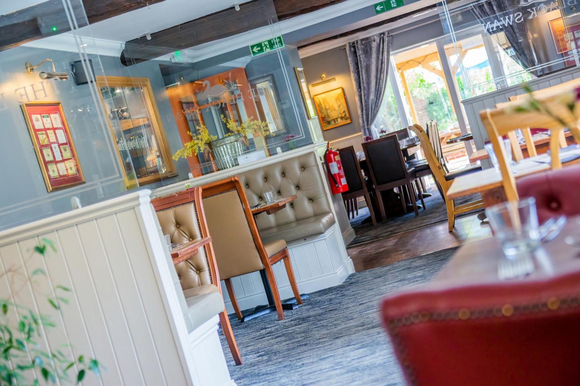 The Black Swan Inn Horsham St Faith Extérieur photo