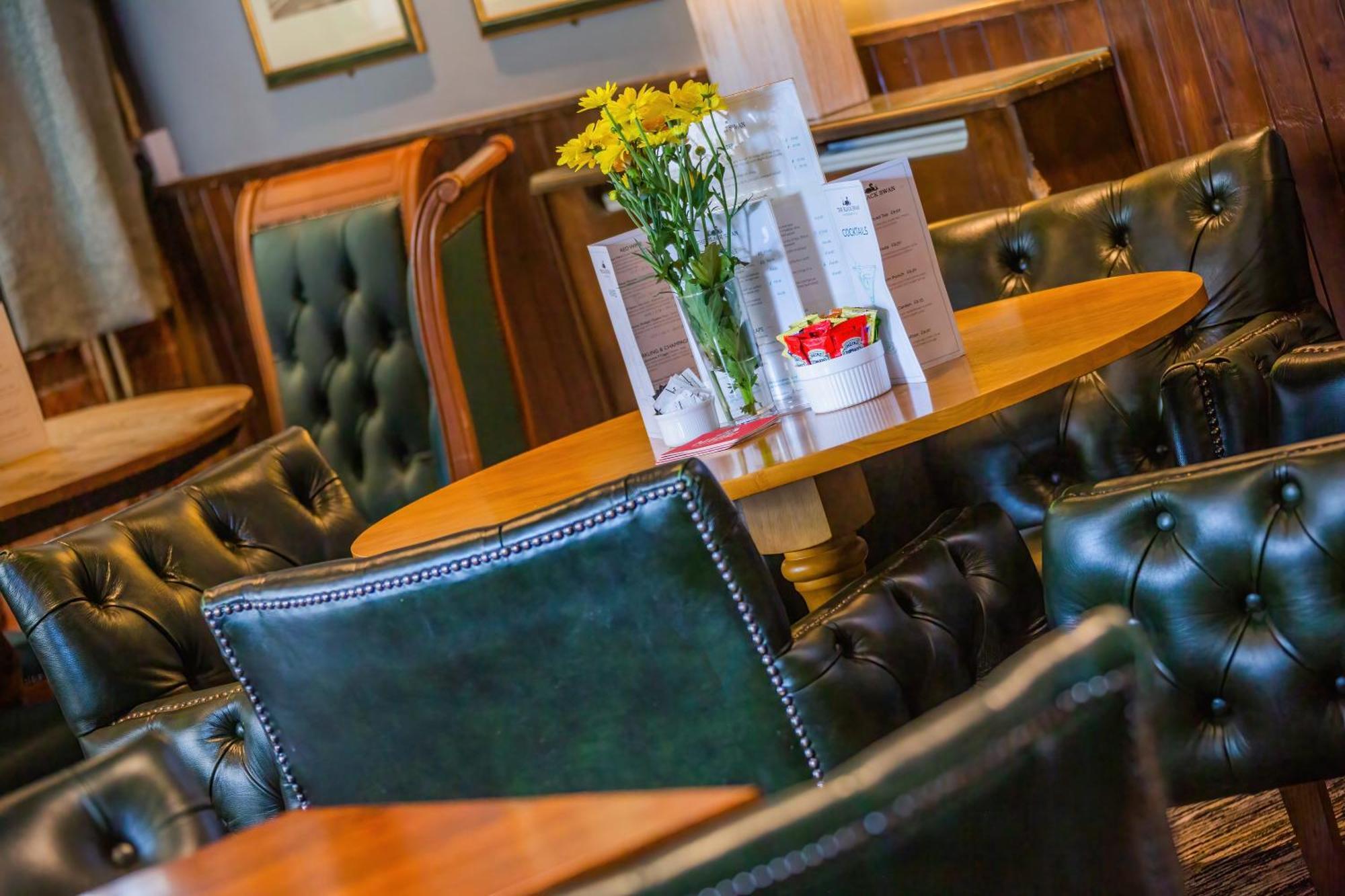 The Black Swan Inn Horsham St Faith Extérieur photo